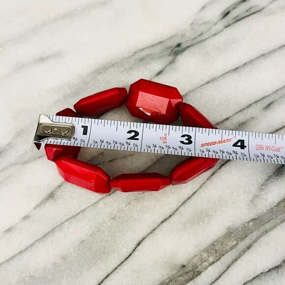 Chunky Acrylic Beaded Bracelet Red Plastic Stretch Statement Colorful - Picture 5 of 5